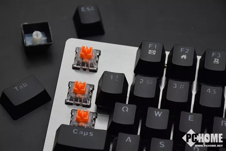 制胜新王牌 雷柏V530L防水游戏机械键盘评测