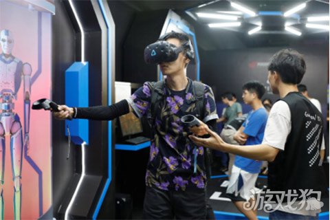 GameOn绽放化身超级英雄 将机器人秒成战五渣爽到飞起