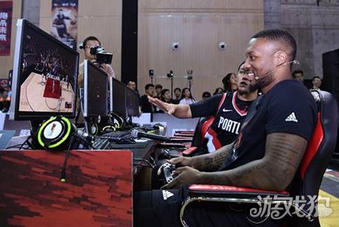 跨界打造利拉德中国行 NBA2KOL2加速探索体育电竞新方向