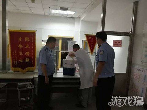 一个半小时 他们狂奔近100公里从死神手里夺回“熊猫血”产妇