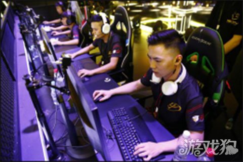 迪瑞克斯DXRacer电竞椅请你今晚吃鸡 黄金大奖赛一起大吉大利